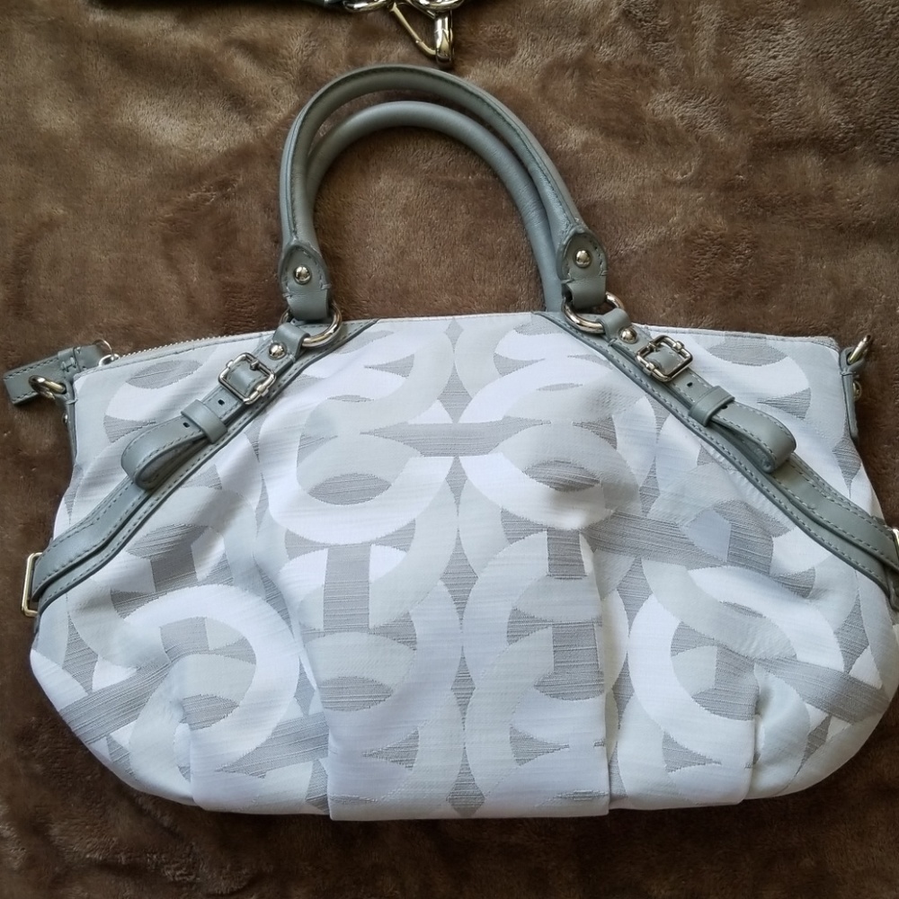 Coach purse - Picture 5 of 8